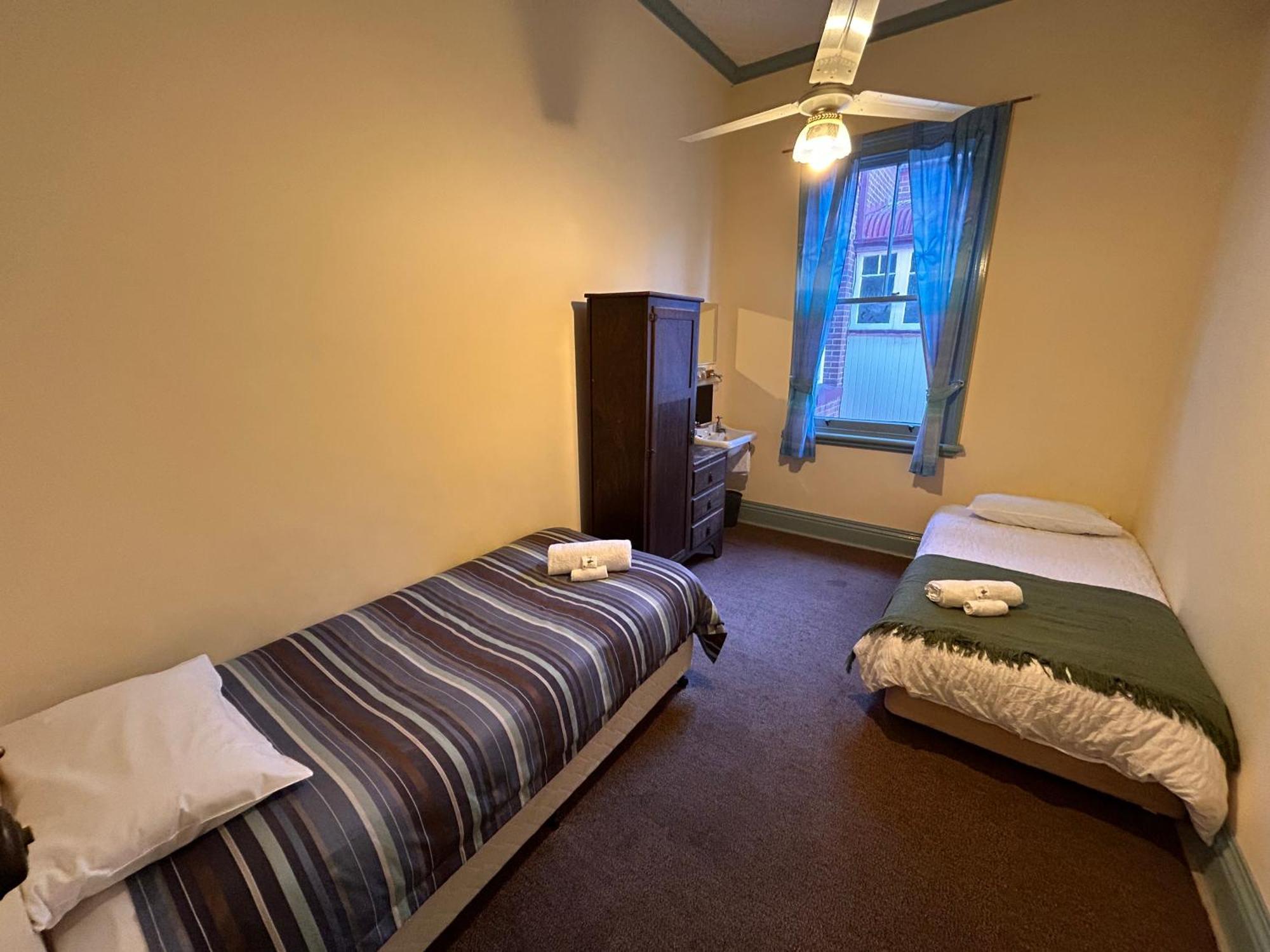 Criterion Warwick Hotel Buitenkant foto